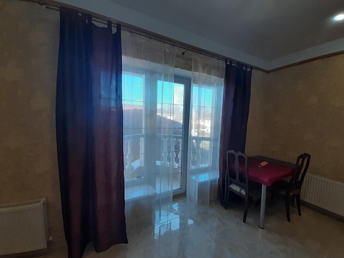 Аппартаменты С Балконом Apartment Odessa Exterior photo